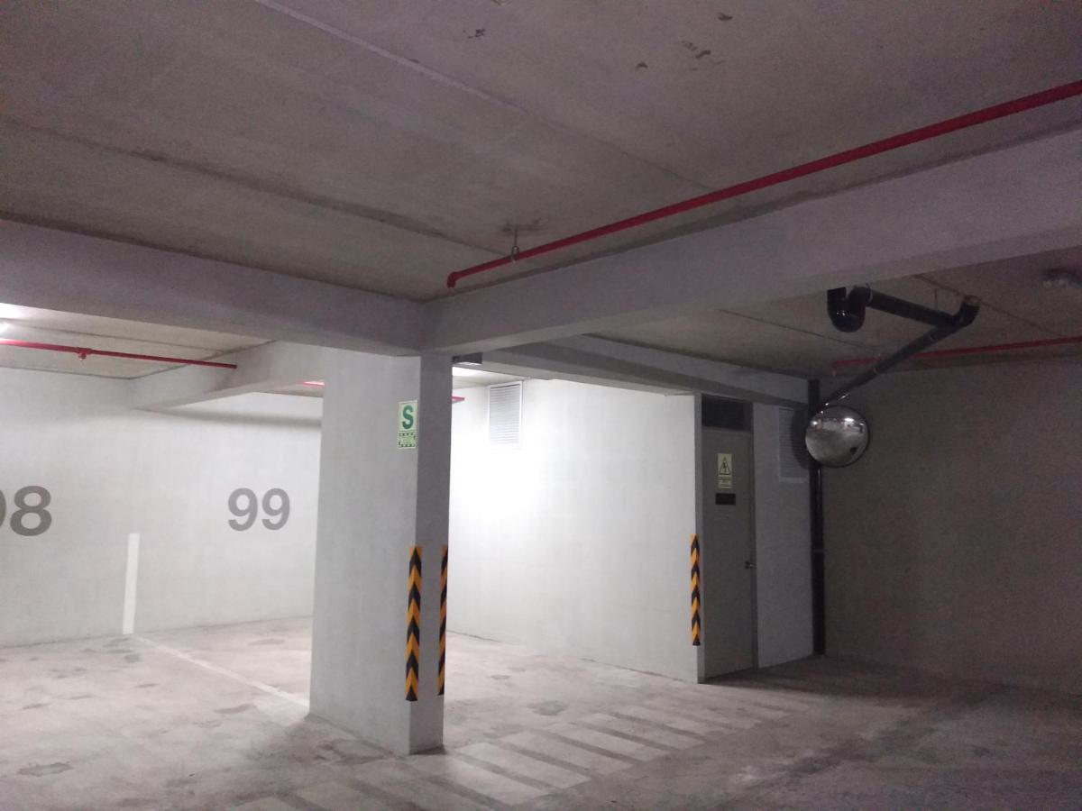 Departamento En Miraflores Con Surquillo リマ エクステリア 写真